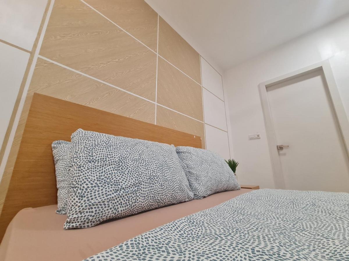 Lovely 3-Bedroom Serviced Apartment @ Cyberjaya Exterior foto